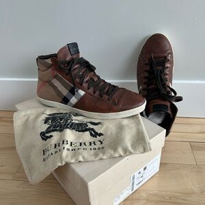 Burberry Check Pattern Brown Sneakers